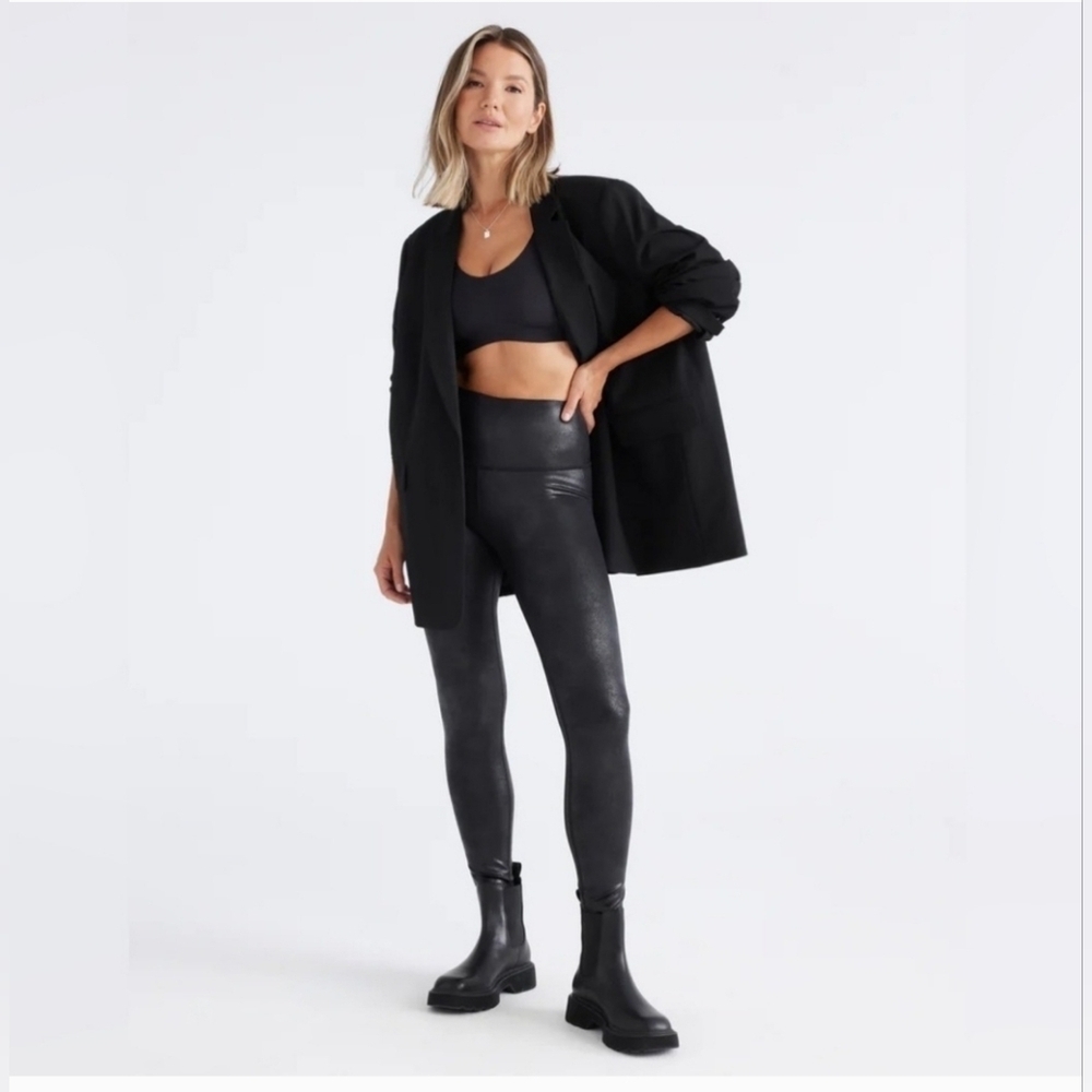NWOT KNIX High rise The Papaya Sculpt Legging Shimmer Faux Leather sz L